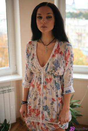 Original 854 px/ 1280 px