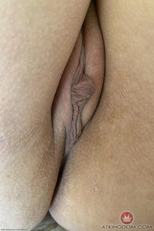 Original 1365 px/ 2048 px