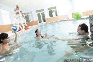 Original 900 px/ 600 px