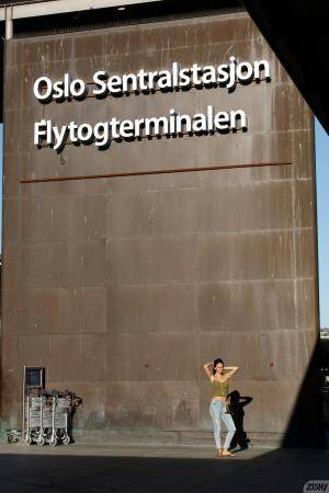 Original 1280 px/ 1920 px