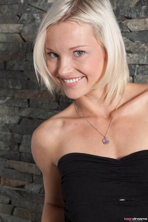 Original 3744 px/ 5616 px