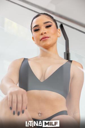 Original 2560 px/ 3840 px