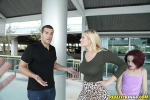 Original 3840 px/ 2560 px