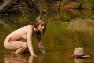 Original 3000 px/ 2008 px