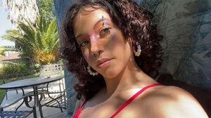 Original 698 px/ 392 px