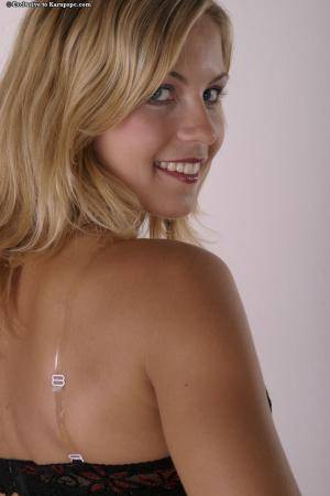 Original 682 px/ 1024 px