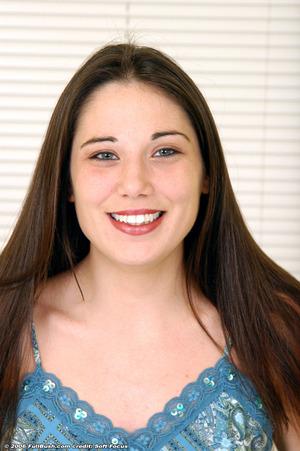 Original 681 px/ 1024 px