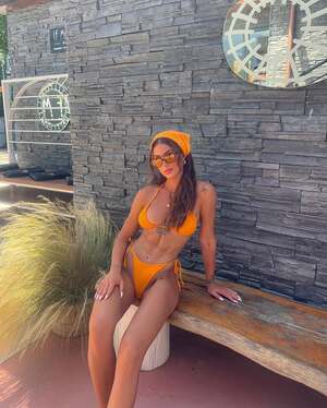 Original 640 px/ 797 px