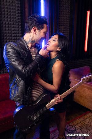 Original 2000 px/ 3000 px