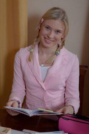 Original 683 px/ 1024 px