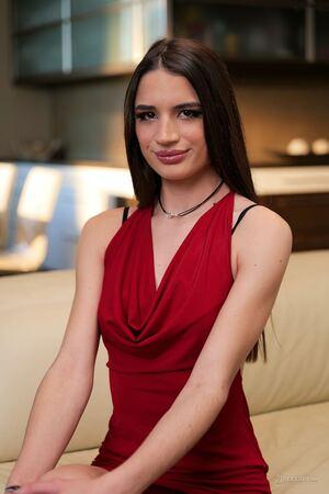 Original 854 px/ 1280 px