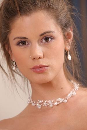 Original 682 px/ 1024 px