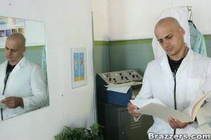 Original 900 px/ 600 px