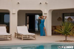 Original 2998 px/ 2000 px