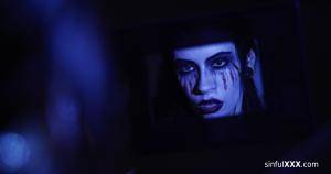 Original 4096 px/ 2160 px