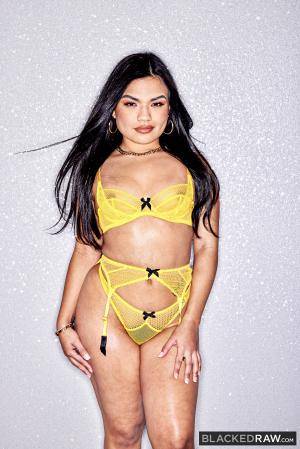 Original 2000 px/ 2999 px