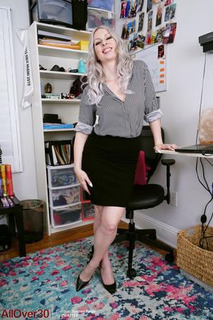 Original 3202 px/ 4800 px