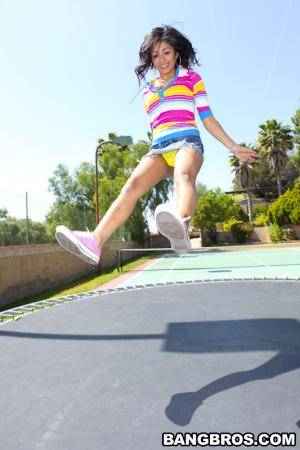 Original 533 px/ 800 px