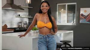 Original 2500 px/ 1406 px