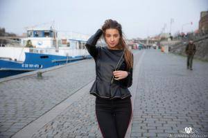 Original 9000 px/ 6000 px