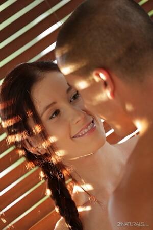 Original 853 px/ 1280 px