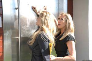 Original 2499 px/ 1663 px