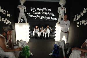 Original 2499 px/ 1663 px