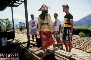 Original 3200 px/ 2116 px