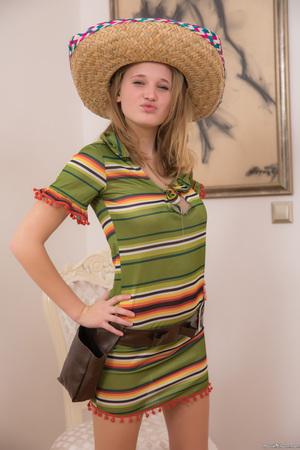 Original 4480 px/ 6720 px