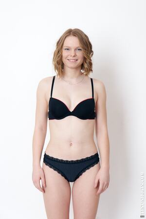 Original 3319 px/ 4978 px