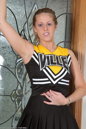 Original 680 px/ 1024 px