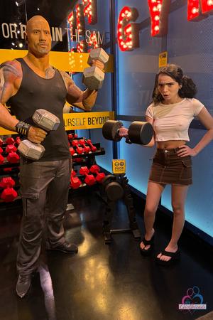 Original 2000 px/ 3000 px