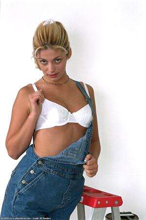 Original 682 px/ 1024 px