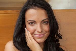 Original 2048 px/ 1365 px