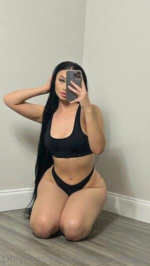 Original 1284 px/ 2282 px