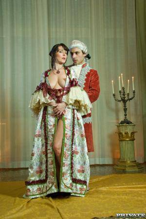 Original 1067 px/ 1600 px