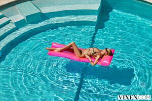 Original 3000 px/ 2000 px