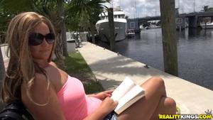 Original 3840 px/ 2160 px