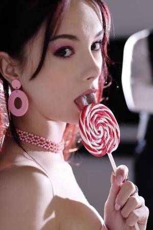 #DarkRoomVR Liz Ocean - Nice To Meet You 20230203