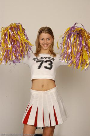 Original 682 px/ 1024 px