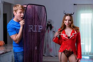 Original 8192 px/ 5464 px