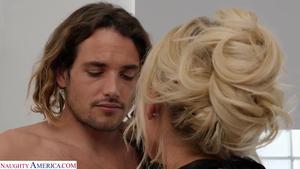 Original 1916 px/ 1080 px