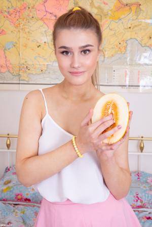 Original 2667 px/ 4000 px