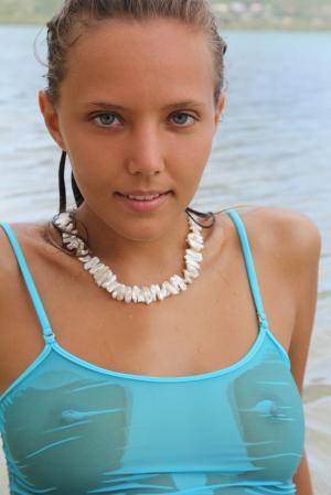 Original 2667 px/ 4000 px