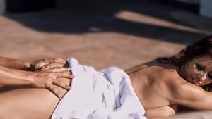 Original 1600 px/ 900 px