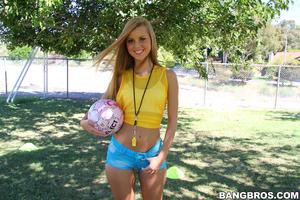 Original 2000 px/ 1333 px