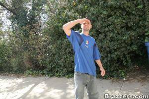 Original 900 px/ 600 px