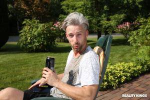 Original 3000 px/ 2000 px