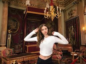 Original 1080 px/ 809 px