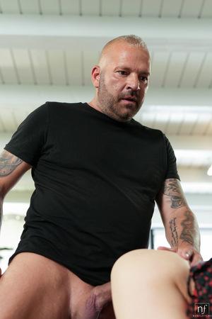 Original 4672 px/ 7008 px